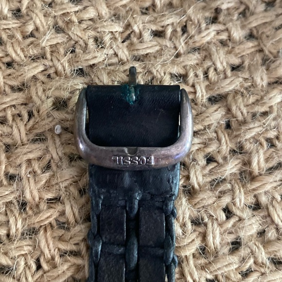 VINTAGE WOMAN’S AUTHENTIC FOSSIL AIRPLANE WATCH main image 5